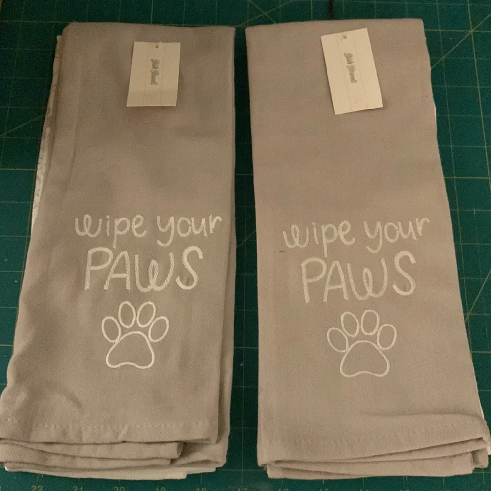 Wipe your paws dish‎ towel set in gray/white